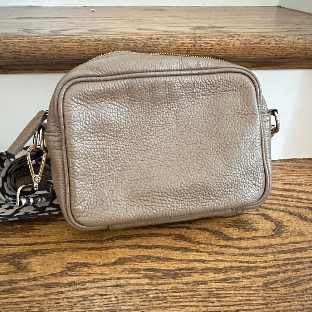 Elie Beaumont Crossbody Taupe. Leopard. Premium Italian Leather. Gold Fittings